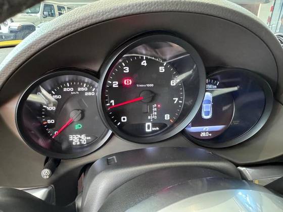 PORSCHE 718 2.0 16V H4 GASOLINA CAYMAN PDK PORSCHE 718 2.0 16V H4 GASOLINA CAYMAN PDK